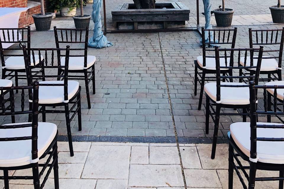 Courtyard ceremony setup