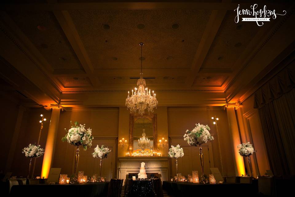 Reception lighting | Photo Credit: Jen Hopkins Photography