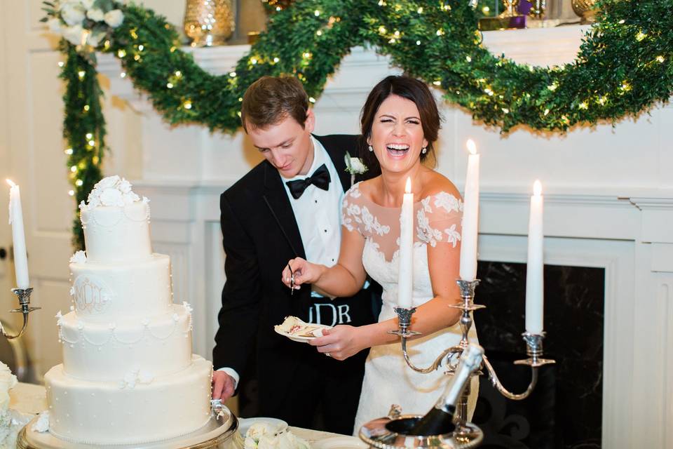 Cake cutting | Credit: Brooke Images