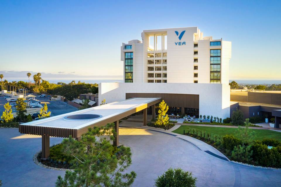 VEA Newport Beach, A Marriott Resort & Spa
