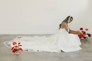 Aisle Studio: Bespoke Bridal