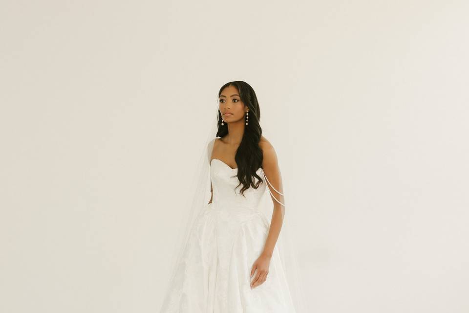 Jacquard wedding dress