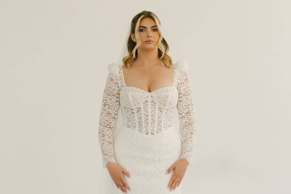 Lace wedding dress