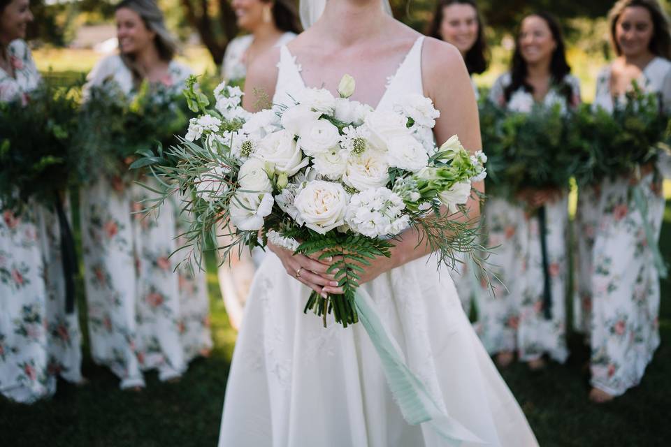 White bridal bouquet