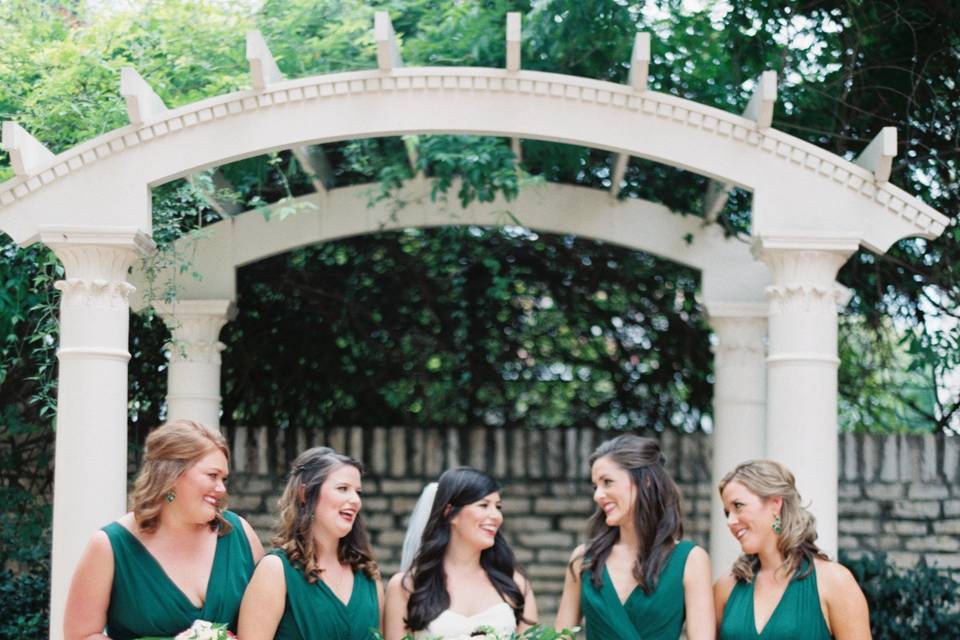 Bride and the bridesmaids | Jenna McElroy photography