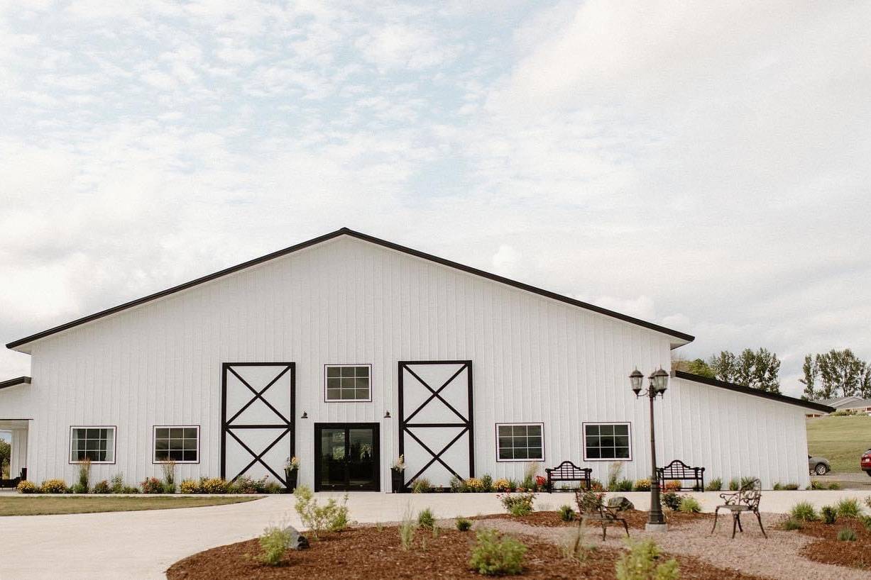 The Gathering Barn - Barn & Farm Weddings - Williamsburg, IA - WeddingWire