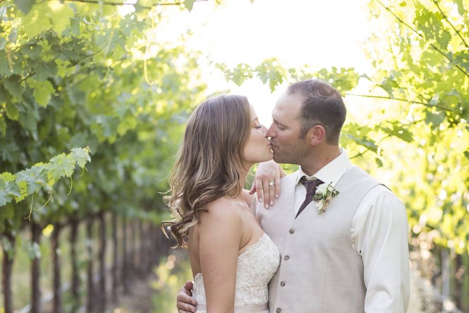 Country bride & groom