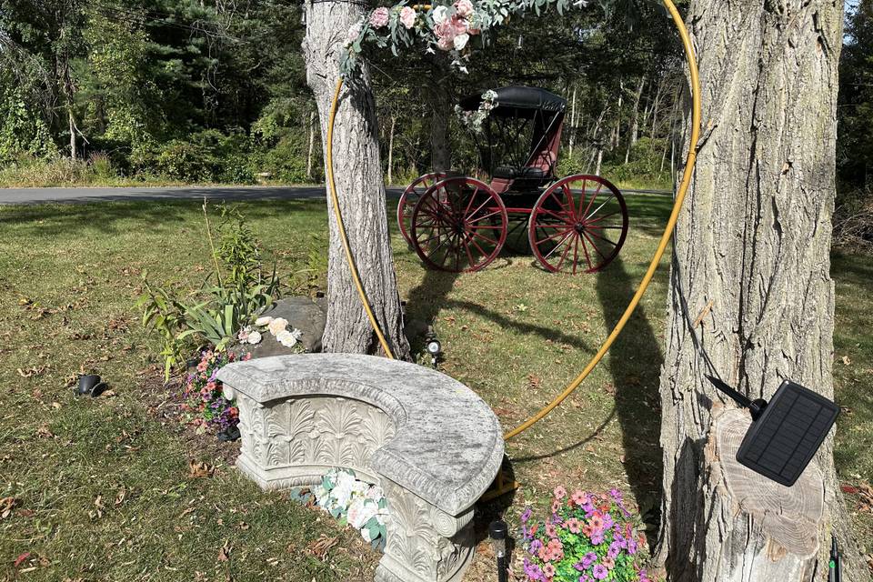 Heart bench w/1860’s coach