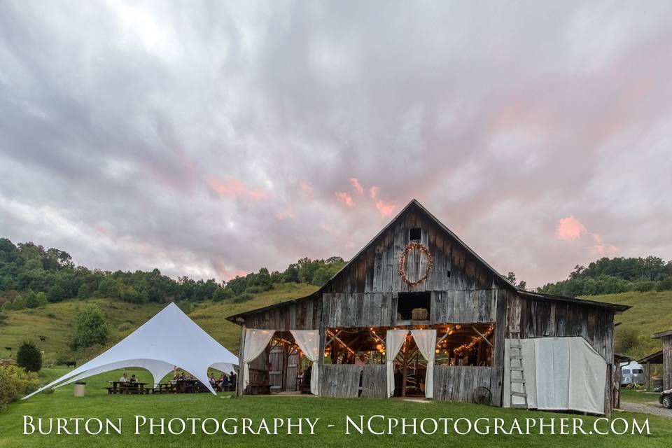 White Fence Farm