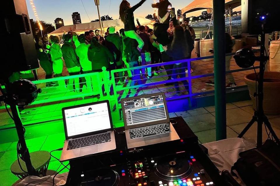 DJ-Chicago