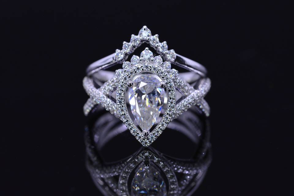 Gorgeous ring