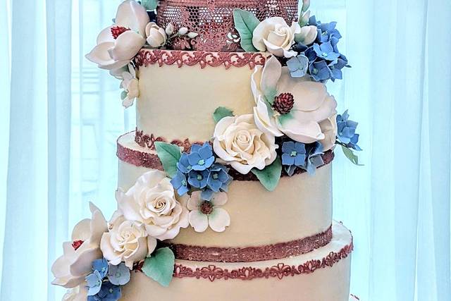 Dena s Sweetly Unique Cakes Wedding Cake Beaumont TX