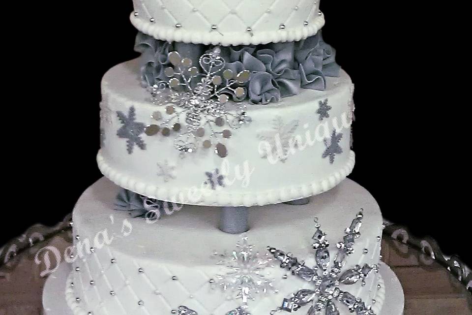 Casey snowing cake