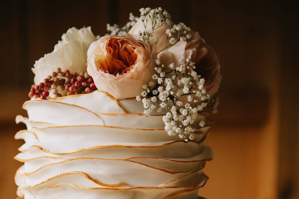 Wedding cake with fondant