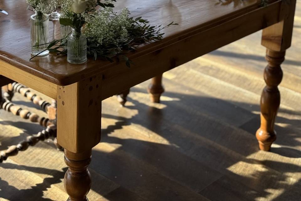 Sweetheart table