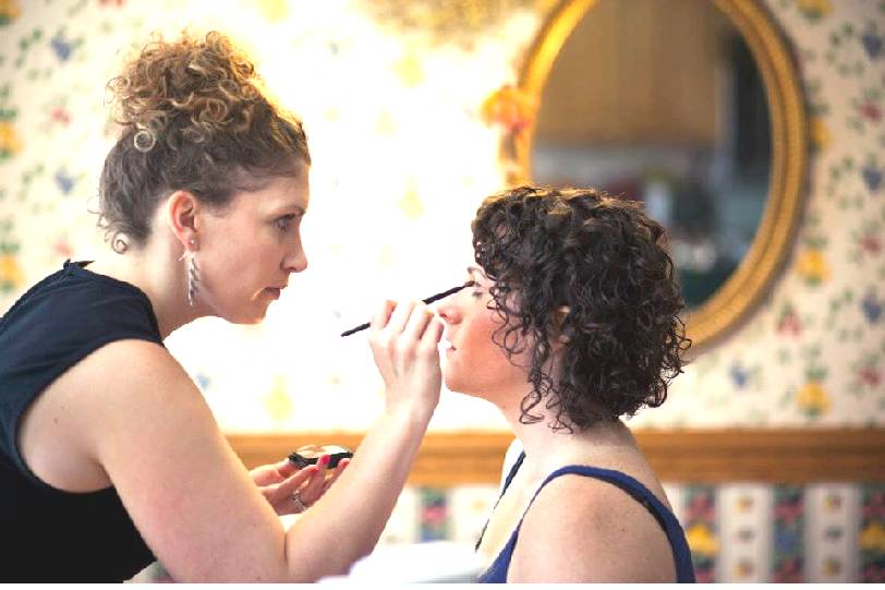 The 10 Best Wedding Hair & Makeup Artists in West Bend, WI - WeddingWire