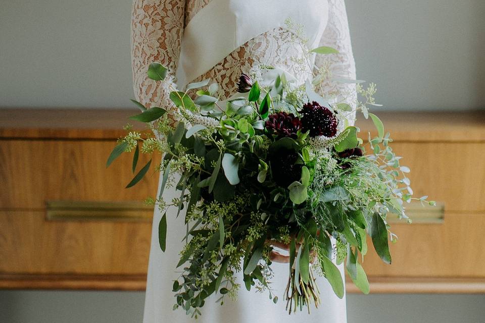 Sleeved wedding dress | Amber Gress Photography
