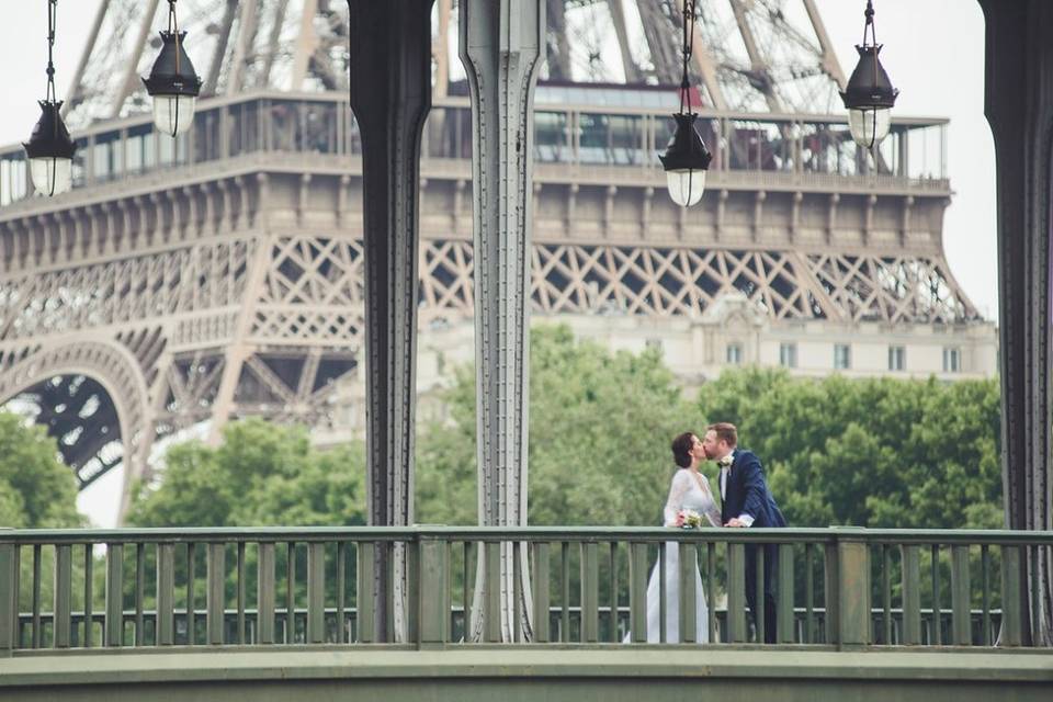 Paris romantic elopement