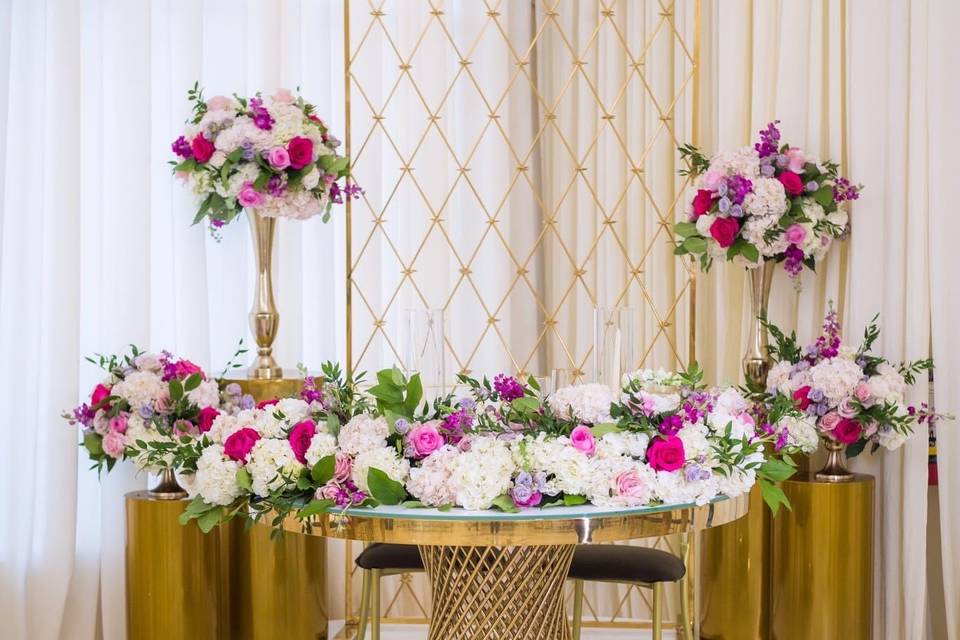 Sweetheart Table with Florals