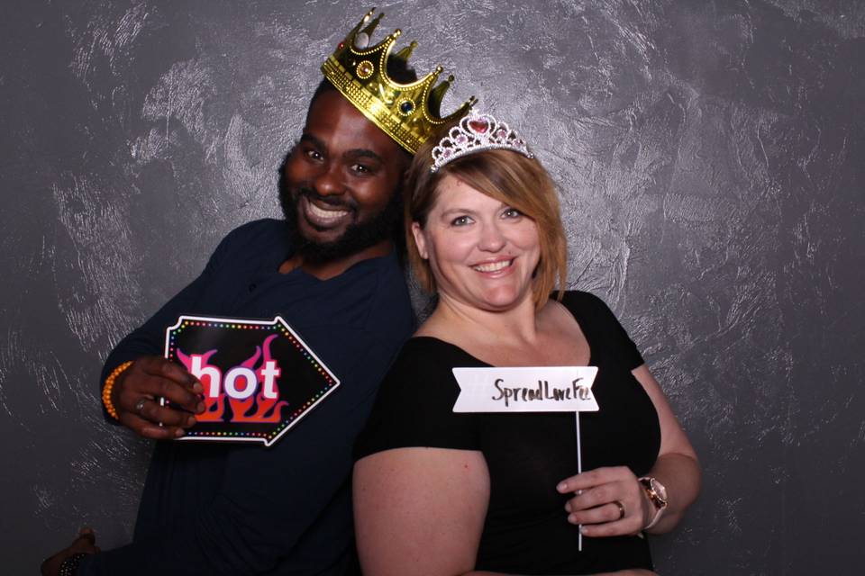 MPrints A PhotoBooth Company