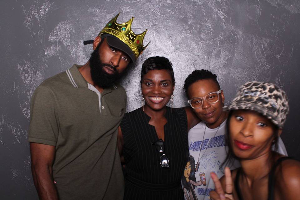 MPrints A PhotoBooth Company