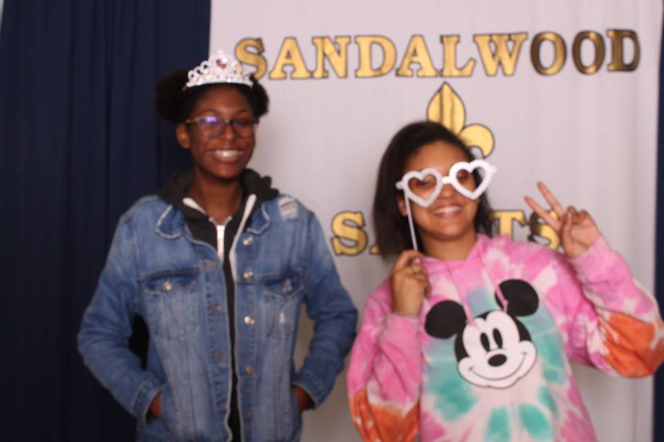 MPrints A PhotoBooth Company