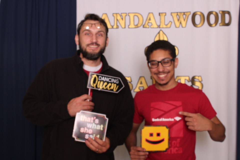 MPrints A PhotoBooth Company