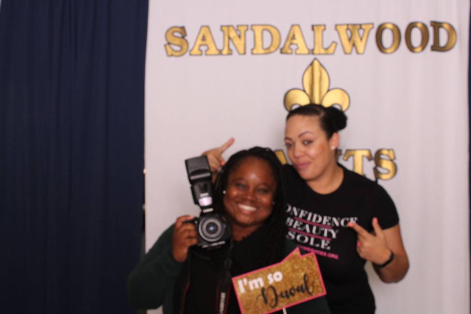 MPrints A PhotoBooth Company
