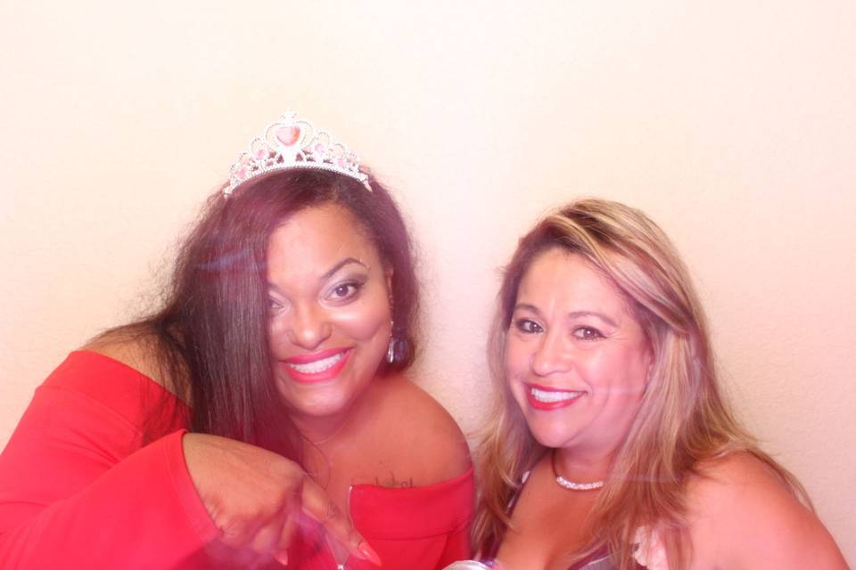 MPrints A PhotoBooth Company