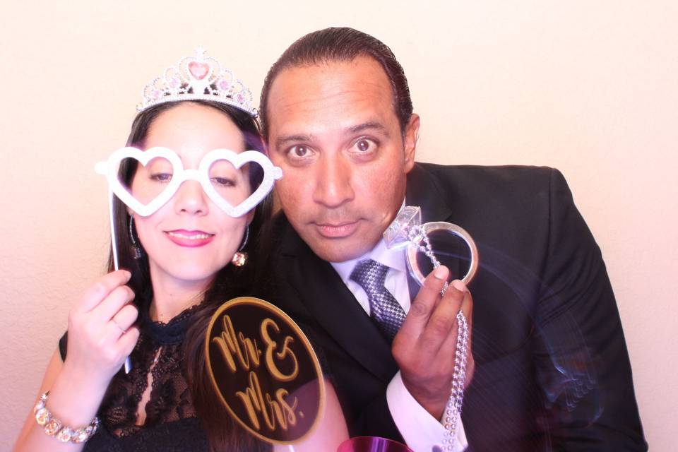 MPrints A PhotoBooth Company