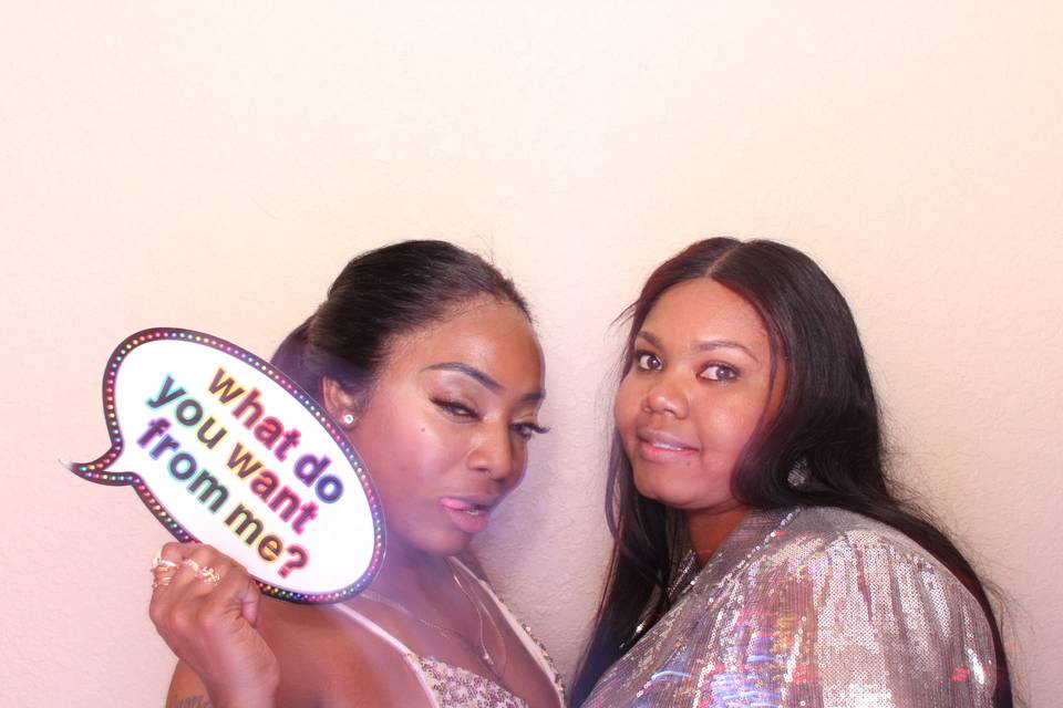 MPrints A PhotoBooth Company