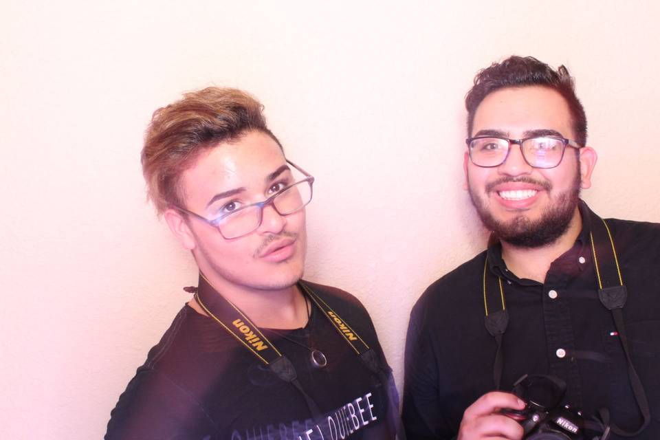 MPrints A PhotoBooth Company