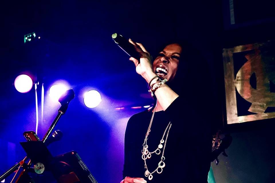 Niia belting lyrics
