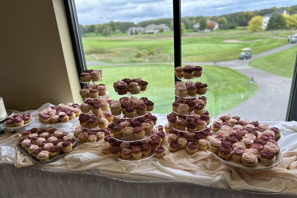 Custom Color Wedding Cupcakes