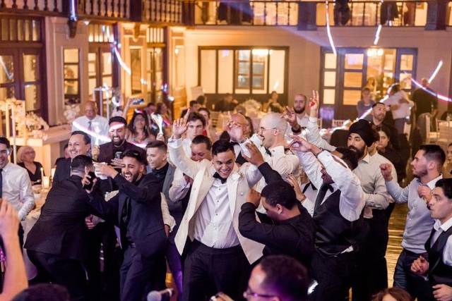 Destination wedding music
