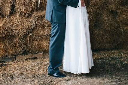 Kisses by the hay bales