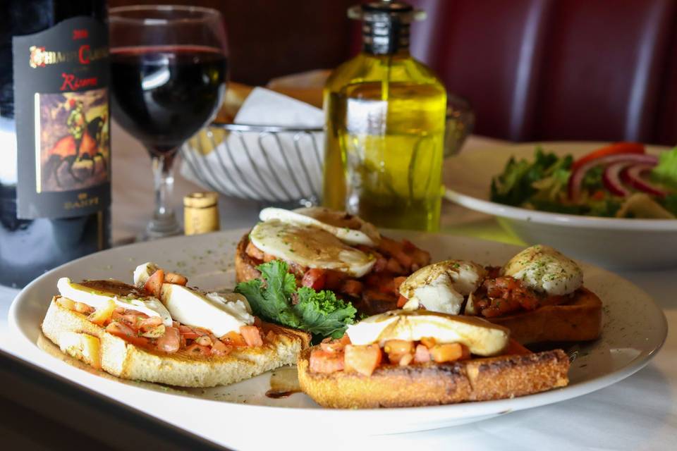 Balsamic Caprese Bruschetta