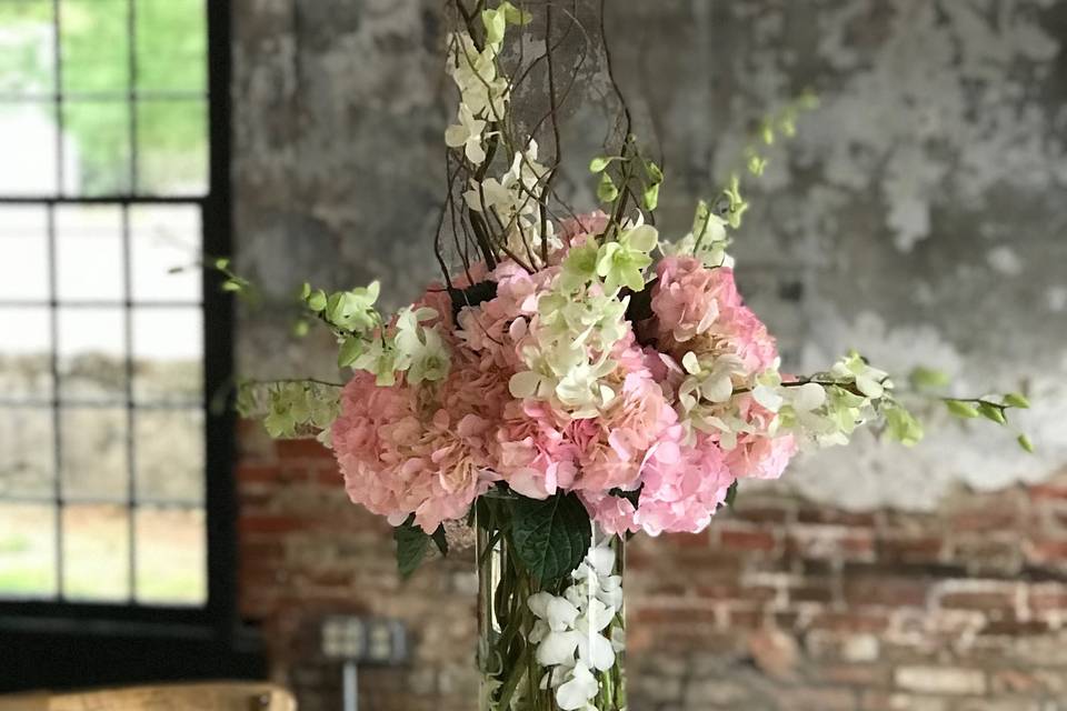 Tall centerpiece orchid pink