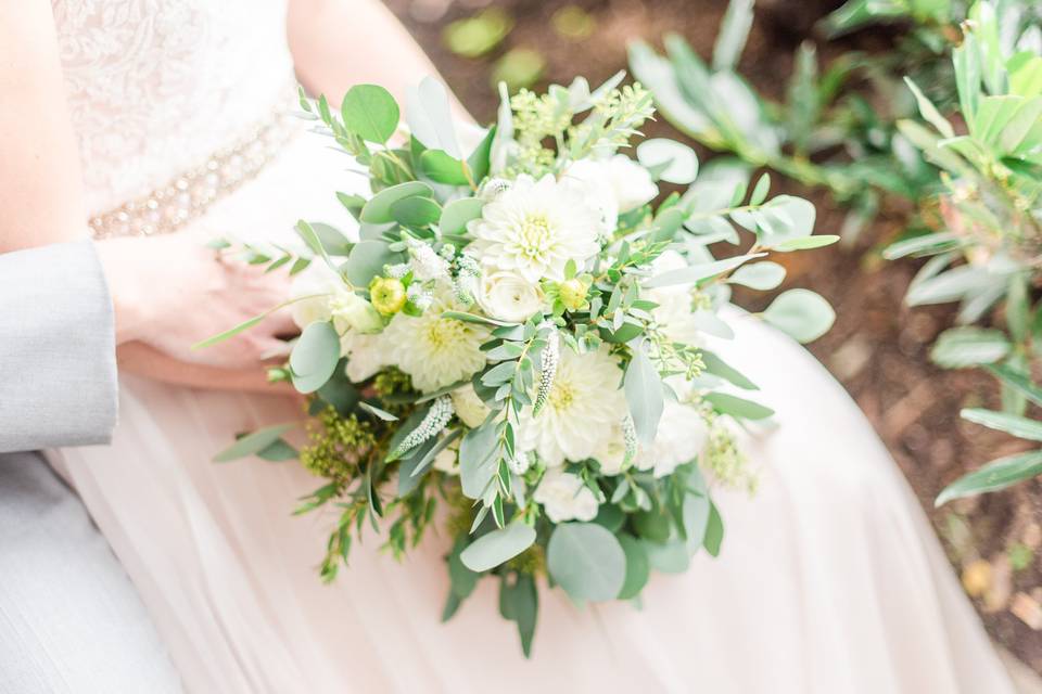 Boho eucalyptus bouquet