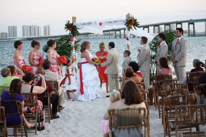 Best Western beach, the perfect place to tie the knot.