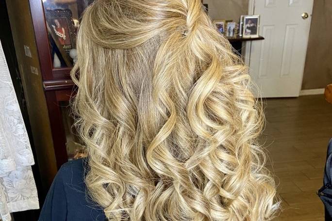 Bridal hair with extensions