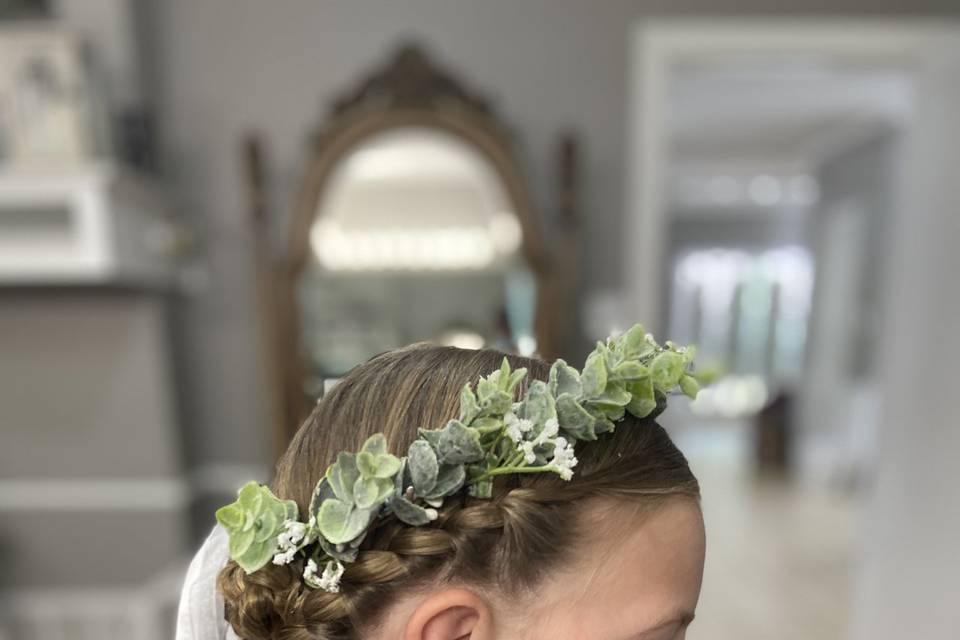 Flower girl hairstyle