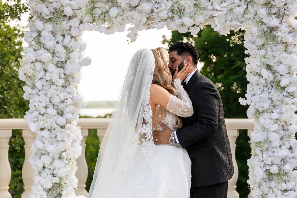 S | D ♥ 04-26-2025