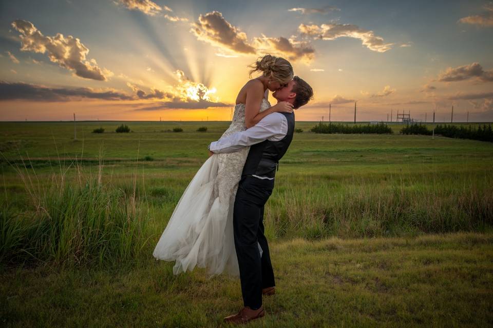 Complete Weddings + Events Kansas