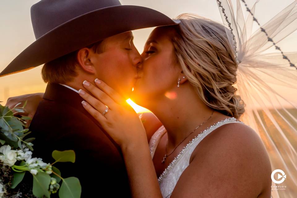 Complete Weddings + Events Kansas