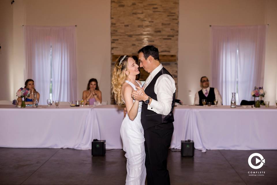 Bride & Groom First Dance