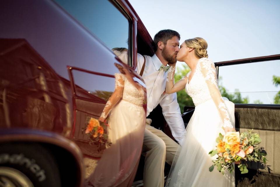 Complete Weddings + Events Kansas