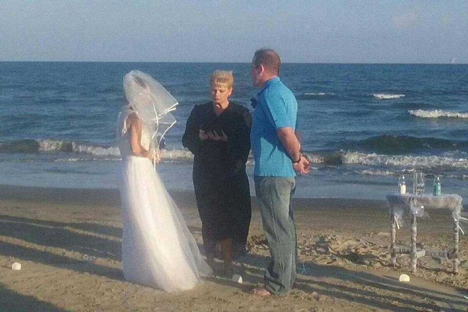 Ongoing beach wedding