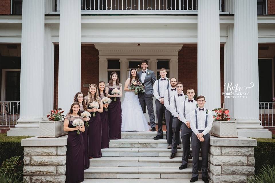 Bridal party on Front Steps