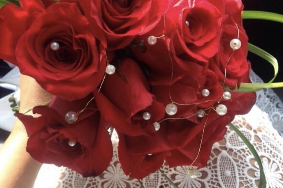 Red Roses Boquet